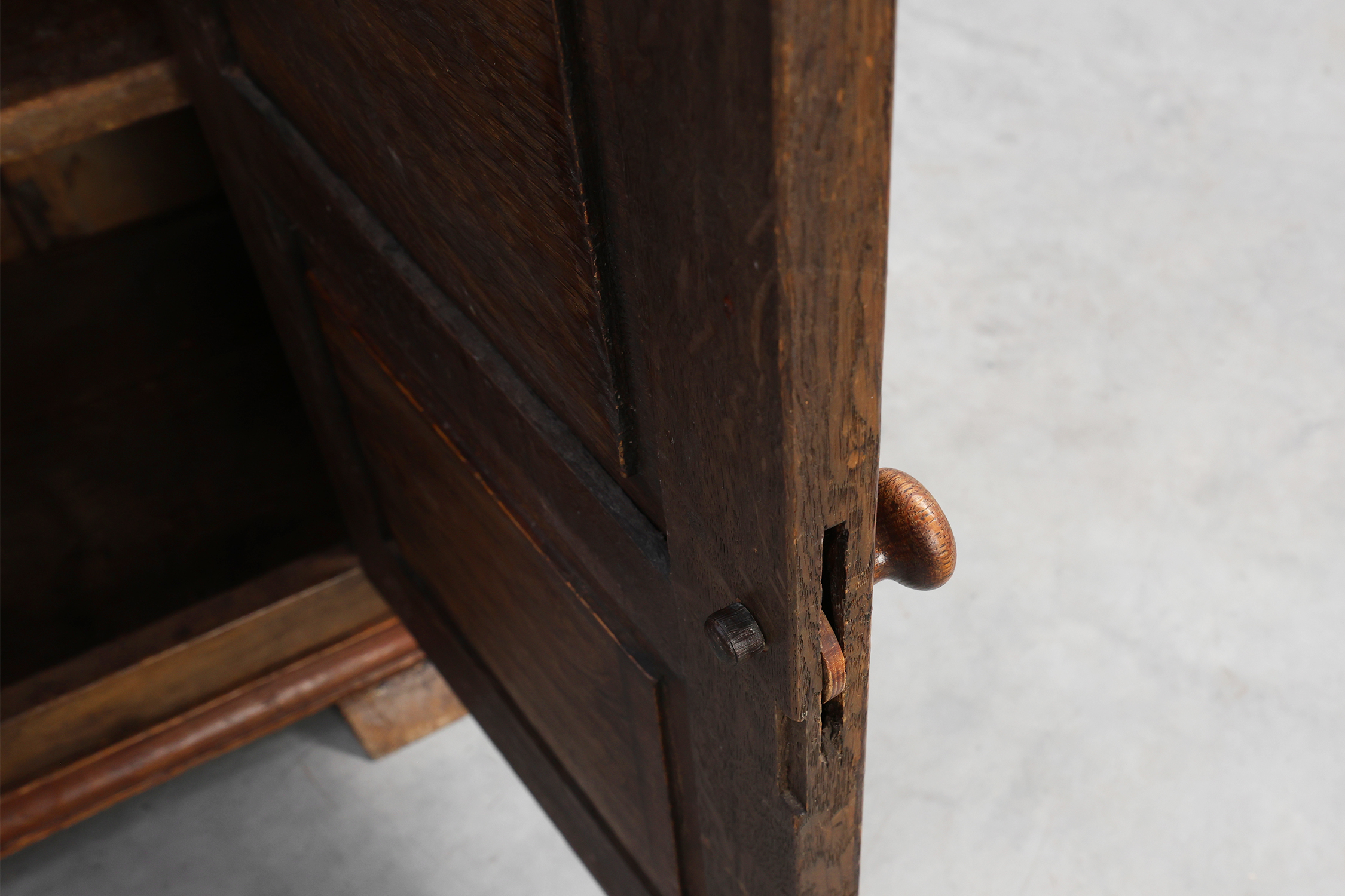 Rustic Solid Oak Cabinet with Geometric Floral Carvings, Belgium &ndash; 17th Centurythumbnail